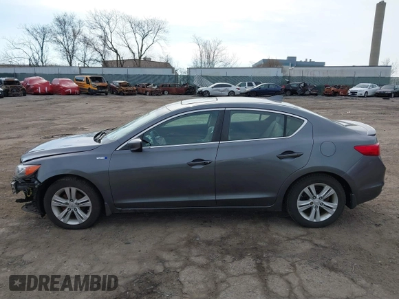 2013 Acura ILX Hybrid Tech Pkg with VIN 19VDE3F70DE300703, listed as a IAAI auction lot 41836986 with 120,765 mi miles. Bid and sale history available at carsss.com. Image 15.