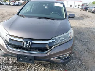 2016 Honda CR-V EX z VIN 2HKRM4H55GH702346, wystawiony jako IAAI lot #42134609 z przebiegiem 149 845 mil mil oraz . Historia ofert i sprzedaży dostępna na DreamBid. Obrazek 11.