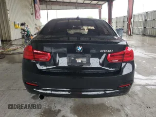 2018 BMW 3 Series 320i with VIN WBA8E1G52JNU93516, listed as a Copart auction lot 59403075 with 86,269 mi miles and Non repairable. Bid and sale history available at DreamBid. Image 6.