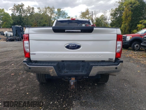 2019 Ford F-350 XL z VIN 1FT8X3BT7KEC20555, wystawiony jako Copart lot #76081584 z przebiegiem 79 474 mil mil oraz Szkoda całkowita • Salvage title. Historia ofert i sprzedaży dostępna na DreamBid. Obrazek 6.