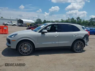 2022 Porsche Cayenne с VIN WP1AA2AY2NDA05622, выставлен на аукционе IAAI как лот 42684024 с пробегом 41 715 миль миль и . История ставок и продаж доступна на DreamBid. Изображение 14.
