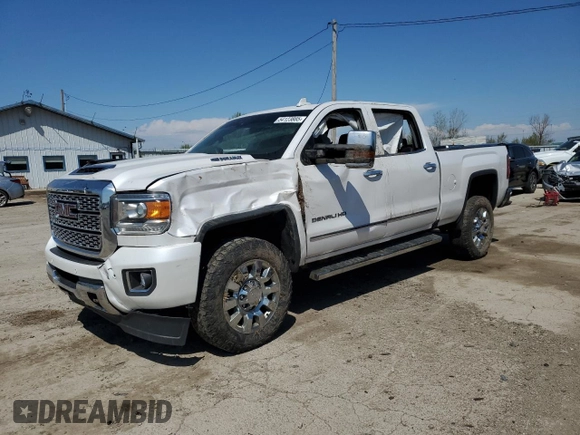 2019 GMC Sierra 2500HD Denali z VIN 1GT12SEY2KF106040, wystawiony jako Copart lot #54123885 z przebiegiem 153 684 mil mil oraz Szkoda całkowita • Salvage title. Historia ofert i sprzedaży dostępna na DreamBid. Obrazek 1.
