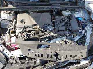2025 Toyota Camry LE z VIN 4T1DAACK8SU058480, wystawiony jako Copart lot #59439305 z przebiegiem 88 mil mil oraz Czysty tytuł • Clean title. Historia ofert i sprzedaży dostępna na DreamBid. Obrazek 11.