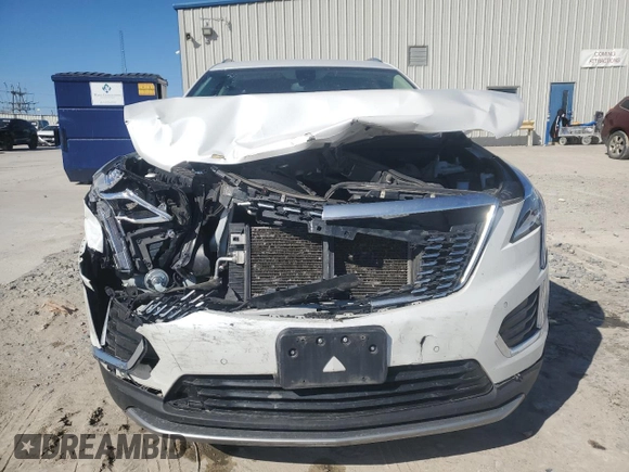 2021 Cadillac XT5 FWD Premium Luxury with VIN 1GYKNCRSXMZ135949, listed as a Copart auction lot 47752805 with 99,838 mi miles and Salvage Title. Bid and sale history available at carsss.com. Image 5.