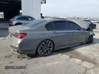 2022 BMW 7 Series 740i with VIN WBA7T2C07NCJ26257, listed as a Copart auction lot 41763095 with Not provided miles and Salvage title. Bid and sale history available at DreamBid. Image 3.