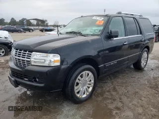 2012 Lincoln Navigator z VIN 5LMJJ2H55CEL00145, wystawiony jako Copart lot #81621794 z przebiegiem Nie podano mil oraz Czysty tytuł • Clean title. Historia ofert i sprzedaży dostępna na DreamBid. Obrazek 1.