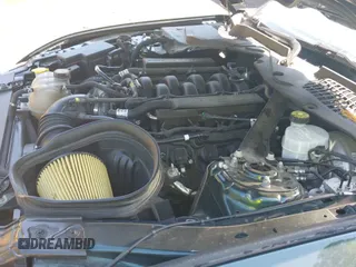 2019 Ford Mustang Bullitt z VIN 1FA6P8K07K5505515, wystawiony jako IAAI lot #42477035 z przebiegiem 53 950 mil mil oraz . Historia ofert i sprzedaży dostępna na DreamBid. Obrazek 19.