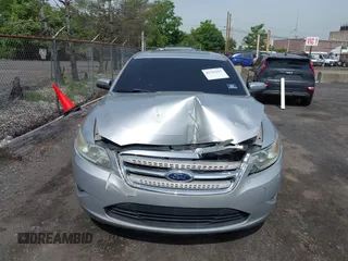 2010 Ford Taurus SEL с VIN 1FAHP2EW3AG156815, выставлен на аукционе IAAI как лот 42342615 с пробегом 152 870 миль миль и . История ставок и продаж доступна на DreamBid. Изображение 6.
