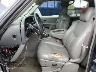 2004 Chevrolet Tahoe LS with VIN 1GNEC13T54J177949, listed as a Copart auction lot 53867255 with 225,348 mi miles and Salvage title. Bid and sale history available at DreamBid. Image 7.