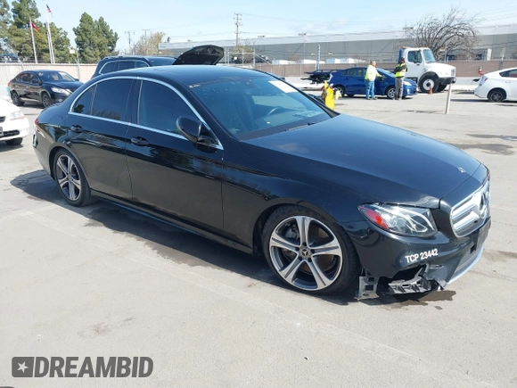 2019 Mercedes-Benz E 300 z VIN WDDZF4JB9KA509360, wystawiony jako IAAI lot #41846674 z przebiegiem 202 663 mil mil oraz . Historia ofert i sprzedaży dostępna na DreamBid. Obrazek 1.