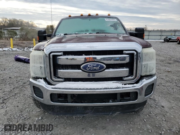 2011 Ford F-250 XL with VIN 1FT7X2BTXBEA18041, listed as a Copart auction lot 41991455 with 111,915 mi miles and Salvage Title. Bid and sale history available at DreamBid. Image 5.