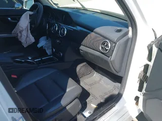 2015 Mercedes-Benz GLK 350 with VIN WDCGG5HB5FG347184, listed as a IAAI auction lot 41770778 with 144,000 mi miles and . Bid and sale history available at DreamBid. Image 5.