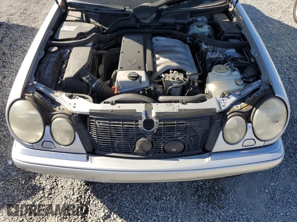 1998 Mercedes-Benz E 320 with VIN WDBJF25F9WA697018, listed as a Copart auction lot 87567315 with 107,255 mi miles and Clean Title. Bid and sale history available at DreamBid. Image 11.