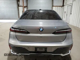 2024 BMW 7 Series 740i xDrive with VIN WBA33EH04RCR44463, listed as a Copart auction lot 80165794 with 26,078 mi miles and Clean Title. Bid and sale history available at carsss.com. Image 6.