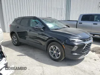 2024 Chevrolet Blazer LT z VIN 3GNKBJR40RS178941, wystawiony jako Copart lot #53538185 z przebiegiem 27 969 mil mil oraz Czysty tytuł • Clean title. Historia ofert i sprzedaży dostępna na DreamBid. Obrazek 4.
