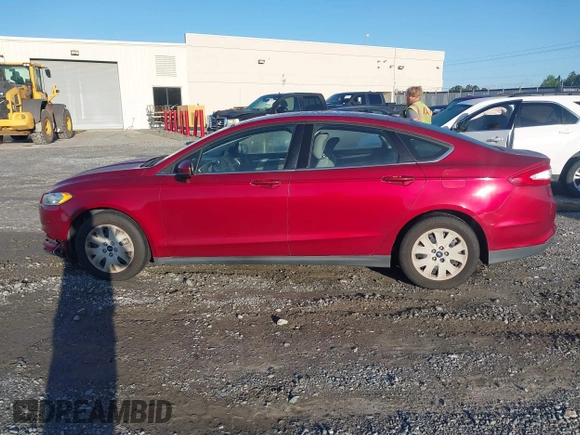 2014 Ford Fusion S with VIN 3FA6P0G75ER146318, listed as a IAAI auction lot 41971648 with 249,694 mi miles. Bid and sale history available at carsss.com. Image 14.