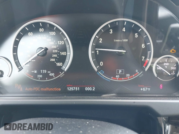 2016 BMW X5 sDrive35i with VIN 5UXKR2C55G0H43136, listed as a IAAI auction lot 41835931 with 125,751 mi miles. Bid and sale history available at carsss.com. Image 7.