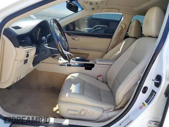 2014 Lexus ES 330 with VIN JTHBK1GG6E2110461, listed as a Copart auction lot 60861345 with 120,681 mi miles and Salvage title. Bid and sale history available at DreamBid. Image 7.