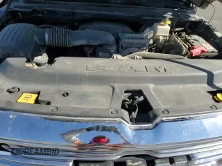 2020 Ram 1500 Laramie z VIN 1C6RREJT5LN139087, wystawiony jako Copart lot #56407905 z przebiegiem 122 899 mil mil oraz Szkoda całkowita • Salvage title. Historia ofert i sprzedaży dostępna na DreamBid. Obrazek 15.