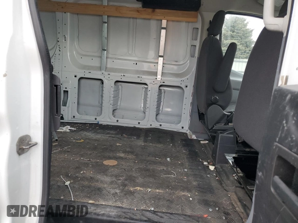 2018 Ford Transit z VIN 1FTYR1ZM7JKB17391, wystawiony jako Copart lot #46845195 z przebiegiem 170 533 mil mil oraz Szkoda całkowita • Salvage title. Historia ofert i sprzedaży dostępna na DreamBid. Obrazek 11.