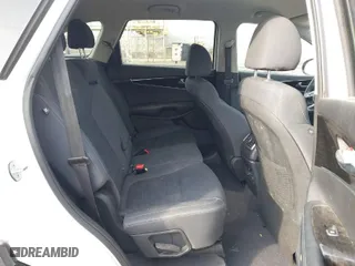 2019 Kia Sorento LX V6 with VIN 5XYPGDA54KG468077, listed as a IAAI auction lot 41556502 with 143,218 mi miles. Bid and sale history available at carsss.com. Image 8.