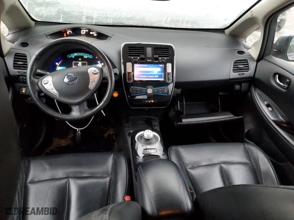 2015 Nissan LEAF SL with VIN 1N4AZ0CP2FC331579, listed as a Copart auction lot 44030985 with 59,732 mi miles and Salvage Title. Bid and sale history available at carsss.com. Image 8.