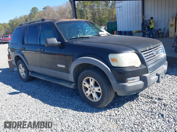 2006 Ford Explorer XLT with VIN 1FMEU73886UB29427, listed as a IAAI auction lot 41498336 with 240,388 mi miles. Bid and sale history available at carsss.com. Image 1.