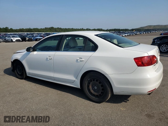 2013 Volkswagen Jetta SE с VIN 3VWDP7AJ3DM403922, выставлен на аукционе Copart как лот 60360605 с пробегом 130 806 миль миль и Списание • Salvage title. История ставок и продаж доступна на DreamBid. Изображение 2.