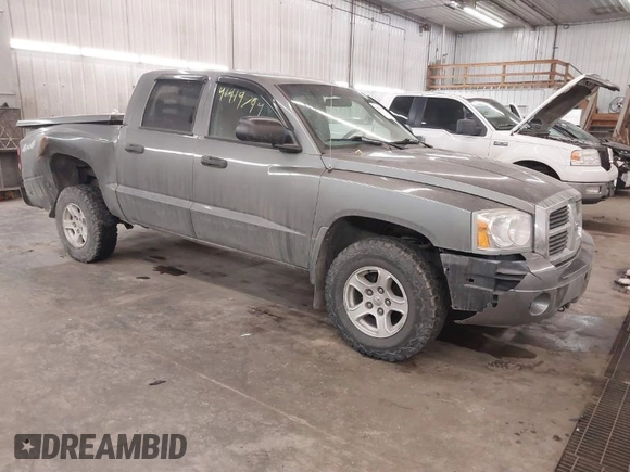 2007 Dodge Dakota SLT z VIN 1D7HW48J17S138642, wystawiony jako IAAI lot #41419794 z przebiegiem 79 350 mil mil oraz . Historia ofert i sprzedaży dostępna na DreamBid. Obrazek 1.