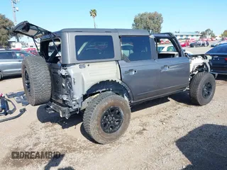 2022 Ford Bronco with VIN 1FMEE5DP9NLB37001, listed as a IAAI auction lot 41849280 with 12,780 mi miles. Bid and sale history available at carsss.com. Image 4.