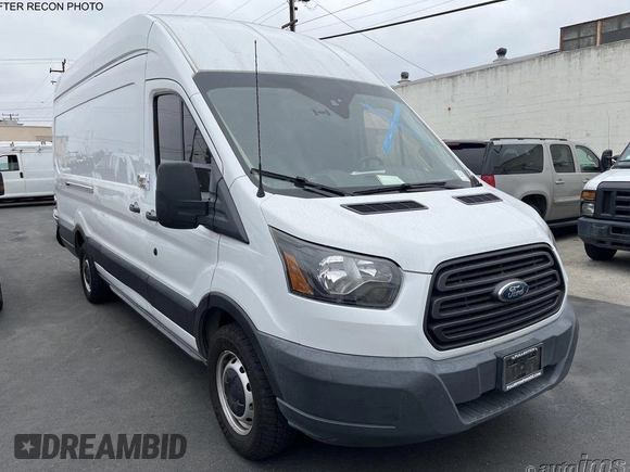 2019 Ford Transit z VIN 1FTBW3XM3KKA14967, wystawiony jako IAAI lot #42375484 z przebiegiem 112 103 mil mil oraz . Historia ofert i sprzedaży dostępna na DreamBid. Obrazek 8.