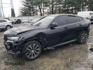 2021 BMW X6 xDrive40i with VIN 5UXCY6C00M9G43276, listed as a Copart auction lot 83149214 with 0 mi miles and Salvage Title. Bid and sale history available at carsss.com. Image 1.