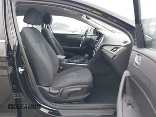 2018 Hyundai Sonata SEL z VIN 5NPE34AF2JH636933, wystawiony jako IAAI lot #41958488 z przebiegiem 43 711 mil mil oraz . Historia ofert i sprzedaży dostępna na DreamBid. Obrazek 5.