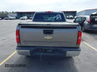 2009 Chevrolet Silverado 1500 LT with VIN 3GCEK23369G106088, listed as a IAAI auction lot 41699535 with 270,526 mi miles and . Bid and sale history available at DreamBid. Image 16.