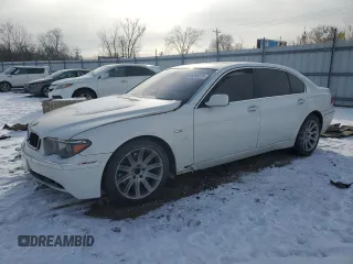 2005 BMW 7 Series 745Li with VIN WBAGN63535DS59721, listed as a Copart auction lot 45388375 with 128,329 mi miles and Salvage Title. Bid and sale history available at carsss.com. Image 1.