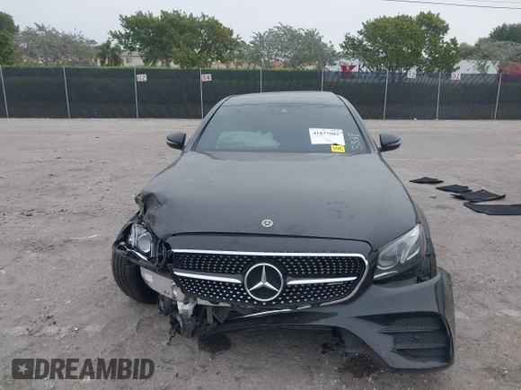 2018 Mercedes-Benz E-Class AMG E 43 with VIN WDDZF6EB3JA443828, listed as a IAAI auction lot 41877082 with 95,651 mi miles. Bid and sale history available at carsss.com. Image 12.