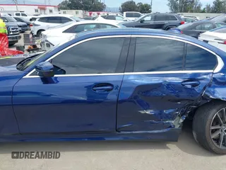 2020 BMW 3 Series 330i z VIN 3MW5R1J07L8B25522, wystawiony jako IAAI lot #41979589 z przebiegiem Nie podano mil oraz . Historia ofert i sprzedaży dostępna na DreamBid. Obrazek 14.