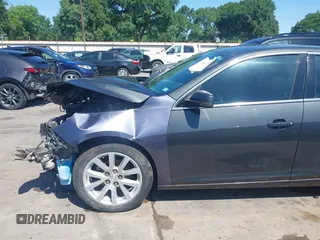 2015 Chevrolet Malibu LT with VIN 1G11D5SL0FF121638, listed as a IAAI auction lot 41942357 with 174,361 mi miles and . Bid and sale history available at DreamBid. Image 18.