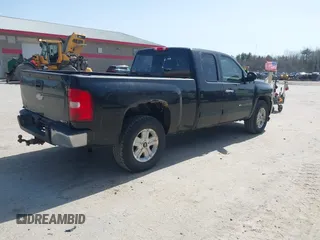 2008 Chevrolet Silverado 1500 LTZ with VIN 2GCEK19J781175539, listed as a IAAI auction lot 42137385 with 250,688 mi miles. Bid and sale history available at carsss.com. Image 4.