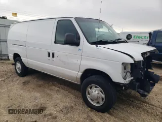 2013 Ford Econoline Cargo Commercial z VIN 1FTNE2EL8DDB01341, wystawiony jako Copart lot #43247025 z przebiegiem 146 232 mil mil oraz Szkody całkowita. Historia ofert i sprzedaży dostępna na DreamBid. Obrazek 4.