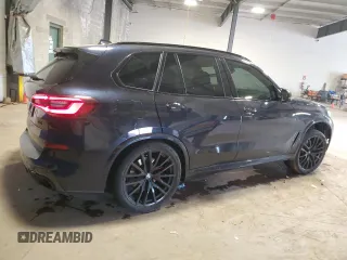 2022 BMW X5 xDrive40i z VIN 5UXCR6C06N9J87313, wystawiony jako Copart lot #53946255 z przebiegiem 56 305 mil mil oraz Szkody całkowita. Historia ofert i sprzedaży dostępna na DreamBid. Obrazek 3.