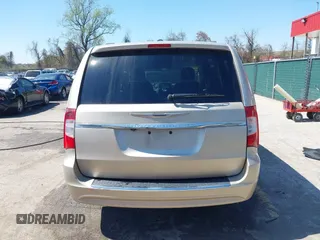 2013 Chrysler Town & Country Touring with VIN 2C4RC1BG2DR605857, listed as a IAAI auction lot 42001954 with 158,445 mi miles. Bid and sale history available at carsss.com. Image 16.