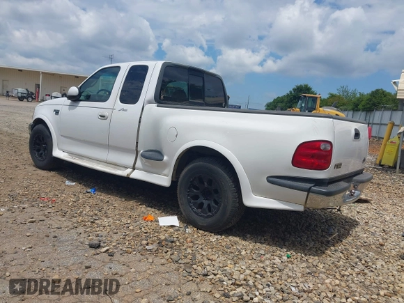 2000 Ford F-150 XL with VIN 1FTRX07W7YKB38454, listed as a IAAI auction lot 42185983 with 260,423 mi miles and . Bid and sale history available at DreamBid. Image 3.