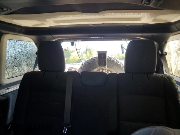 2018 Jeep Wrangler Unlimited Sport S с VIN 1C4HJXDN5JW254560, выставлен на аукционе Copart как лот 53254825 с пробегом Не указан миль и Списание • Salvage title. История ставок и продаж доступна на DreamBid. Изображение 10.