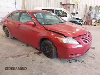 2007 Toyota Camry CE z VIN 4T1BE46K07U178631, wystawiony jako IAAI lot #42449886 z przebiegiem 218 839 mil mil oraz . Historia ofert i sprzedaży dostępna na DreamBid. Obrazek 1.