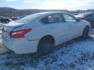 2016 Nissan Altima S with VIN 1N4AL3AP0GN346299, listed as a IAAI auction lot 41175192 with 139,856 mi miles and . Bid and sale history available at carsss.com. Image 4.