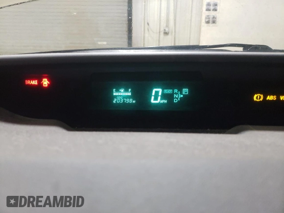 2004 Toyota Prius with VIN JTDKB20U640009390, listed as a Copart auction lot 88704105 with 203,798 mi miles and Salvage Title. Bid and sale history available at carsss.com. Image 9.