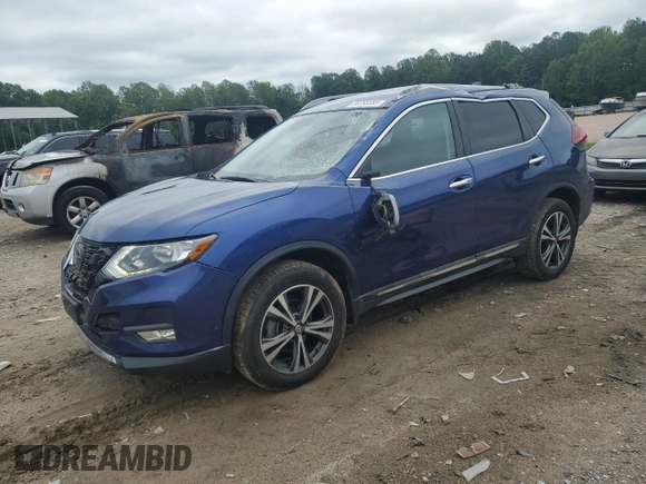 2018 Nissan Rogue SV z VIN 5N1AT2MV8JC852721, wystawiony jako Copart lot #58755385 z przebiegiem 69 454 mil mil oraz Szkoda całkowita • Salvage title. Historia ofert i sprzedaży dostępna na DreamBid. Obrazek 1.