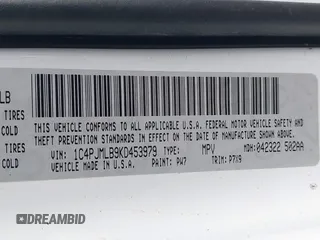 2019 Jeep Cherokee Latitude Plus with VIN 1C4PJMLB9KD453979, listed as a IAAI auction lot 41413997 with 70,664 mi miles and . Bid and sale history available at DreamBid. Image 9.