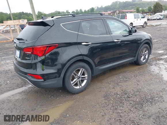 2017 Hyundai Santa Fe 2.4L z VIN 5NMZU3LB3HH011127, wystawiony jako IAAI lot #42369671 z przebiegiem 91 634 mil mil oraz . Historia ofert i sprzedaży dostępna na DreamBid. Obrazek 4.